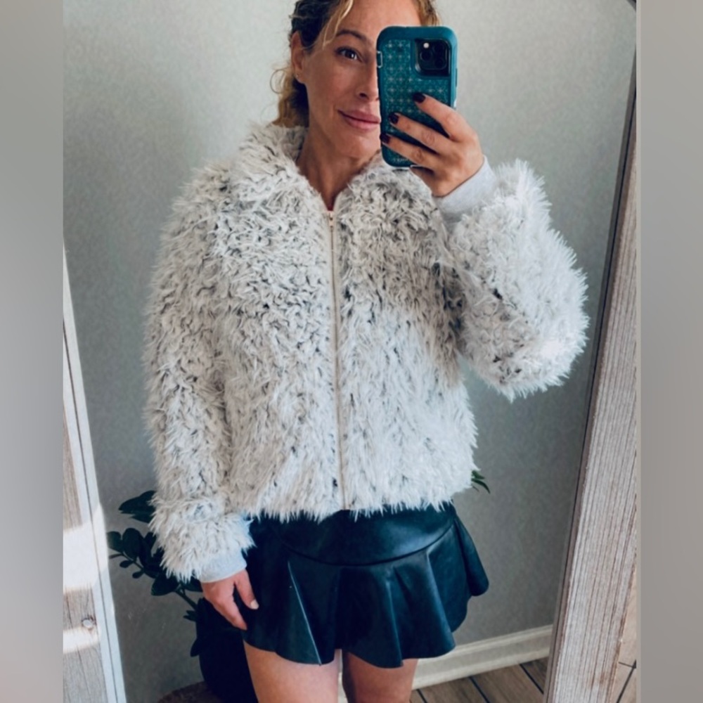 Just In//- Faux Fur bomber Jacket - Picture 3 of 15